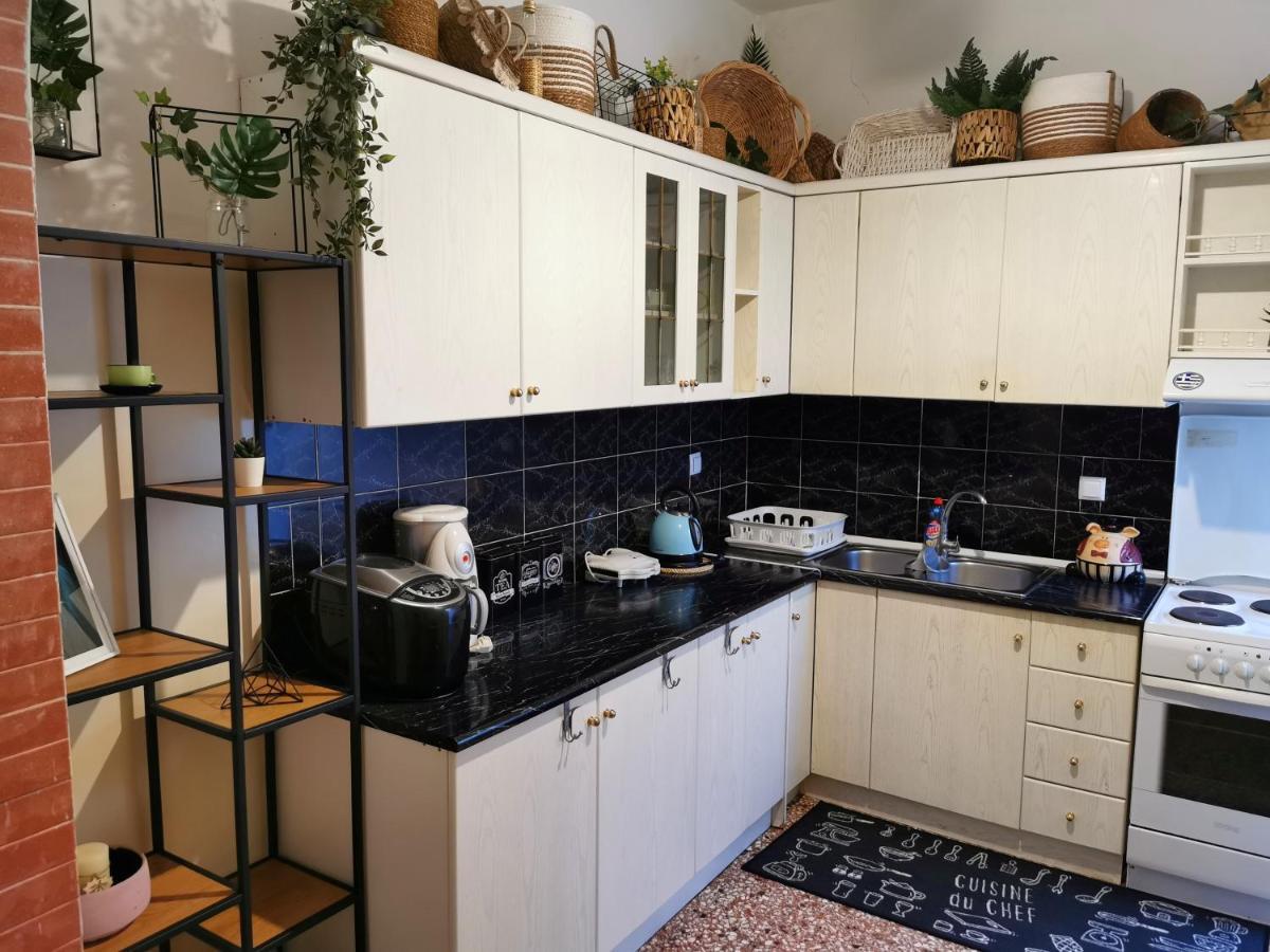 Central Apartment Kalamata Luaran gambar